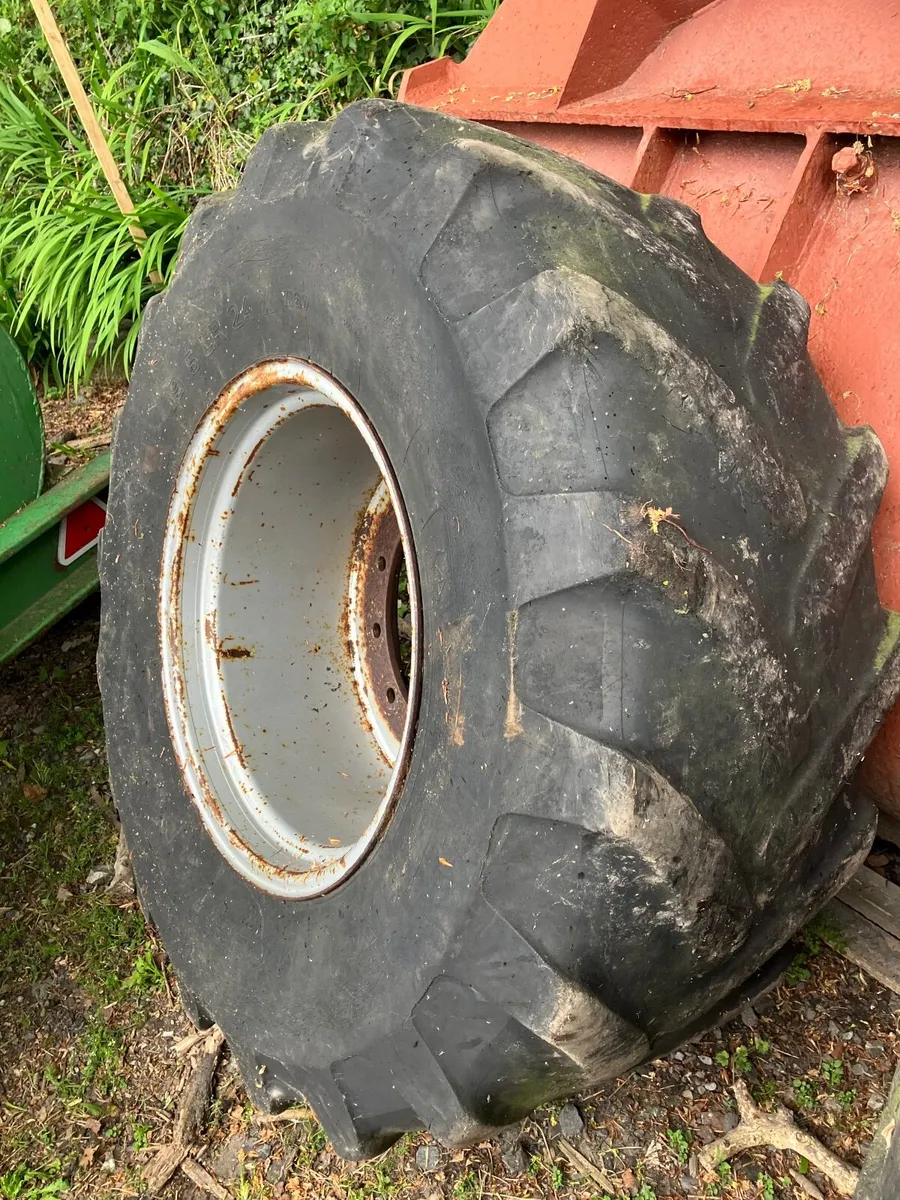 Jcb wheels - Image 2
