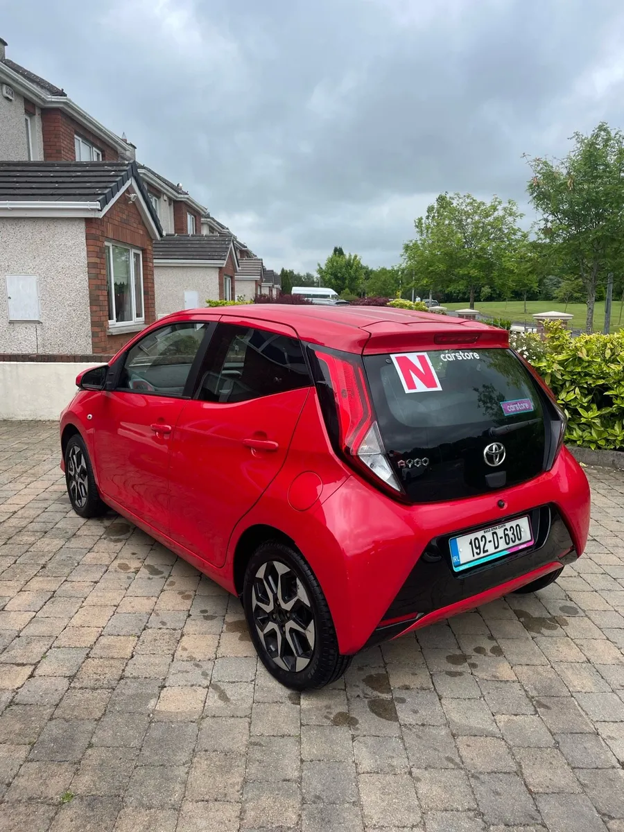 192 Toyota Aygo 1.0 Vvt-i x-play - Image 3