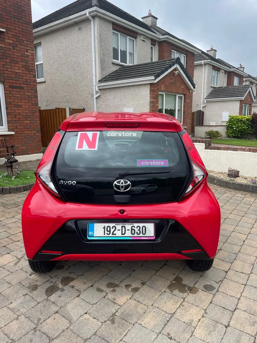 192 Toyota Aygo 1.0 Vvt-i x-play - Image 4