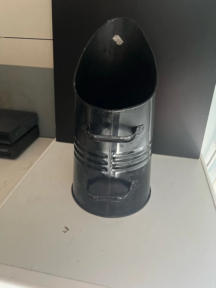 Coal scuttle - Image 1
