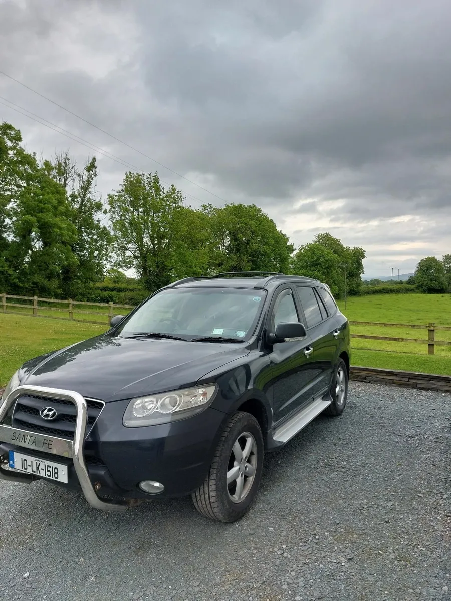 Hyundai Santa Fe 2010 - Image 4