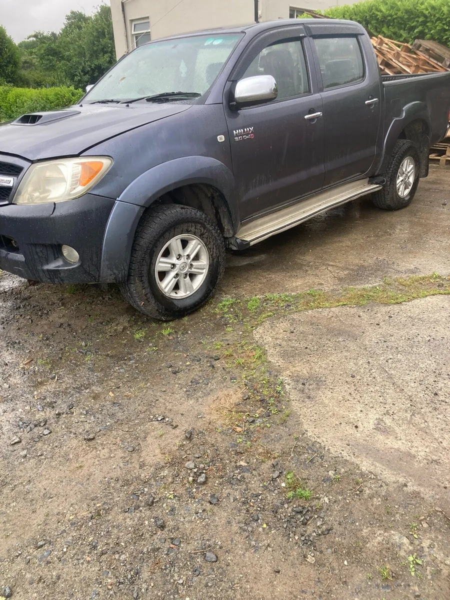 Toyota hilux - Image 1