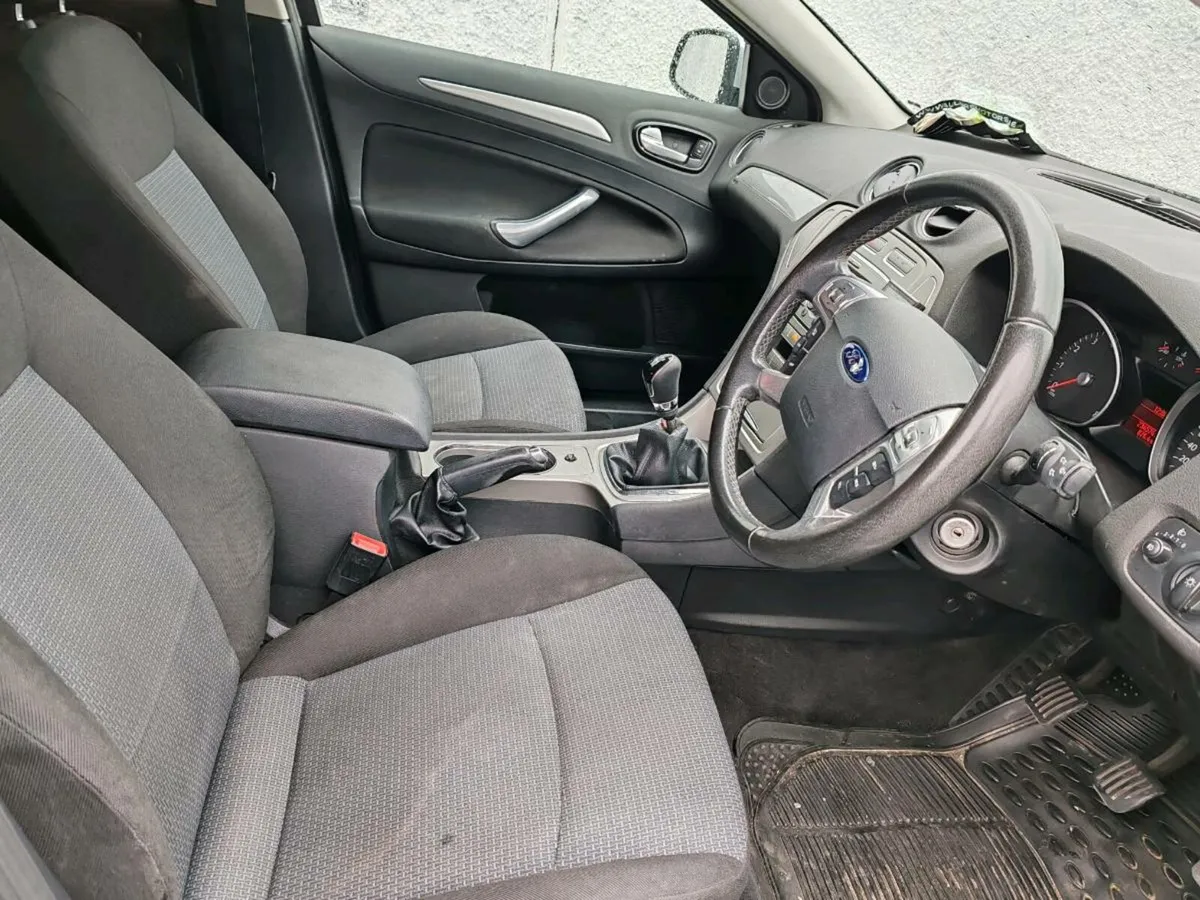 Ford Mondeo 1.6 petrol 2008 - Image 4