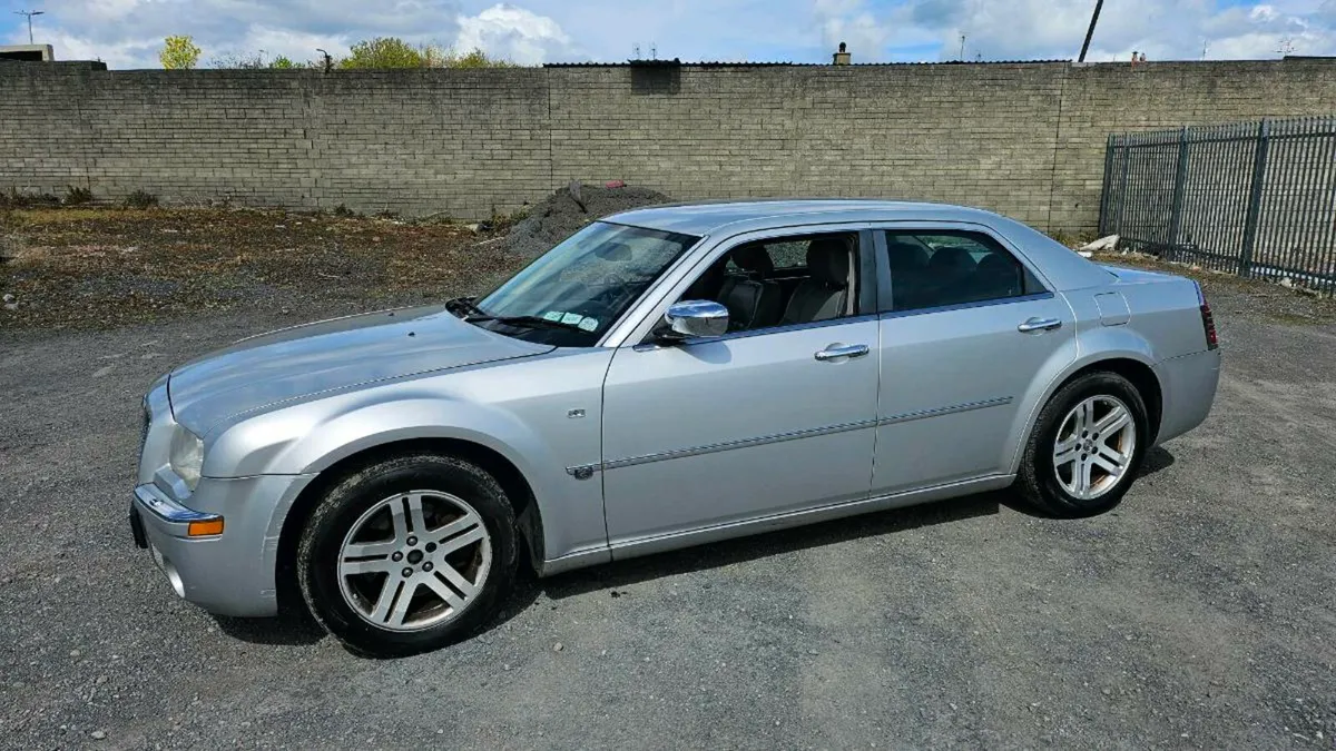 Car - Image 3