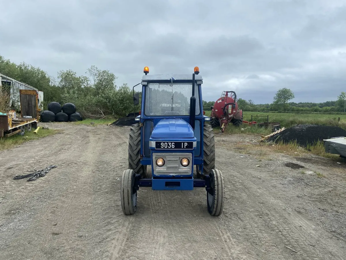 Leyland 253 - Image 1