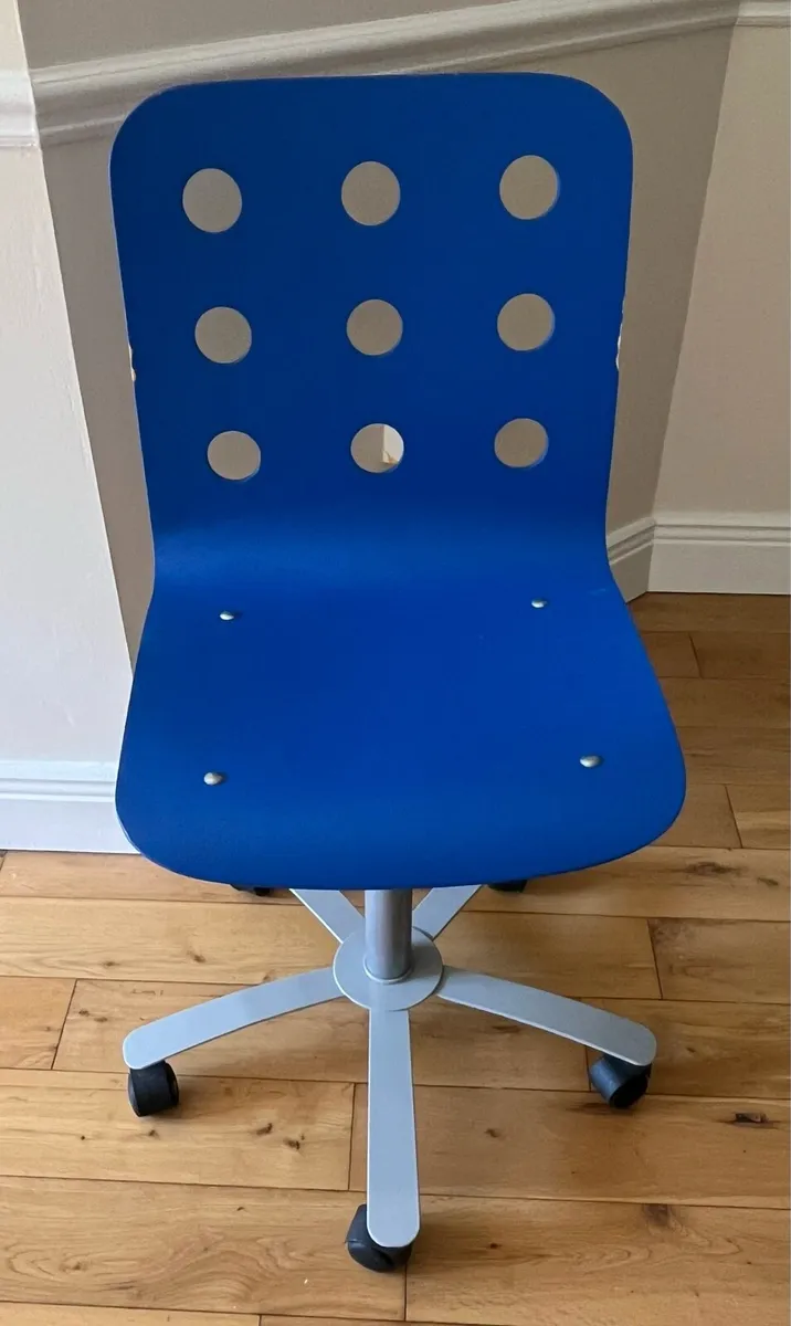 Office chair - Image 2
