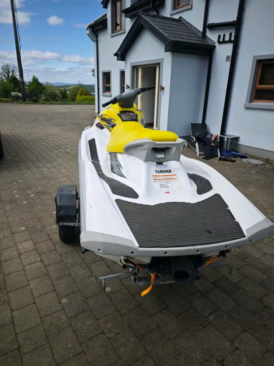 Jet ski - Image 3