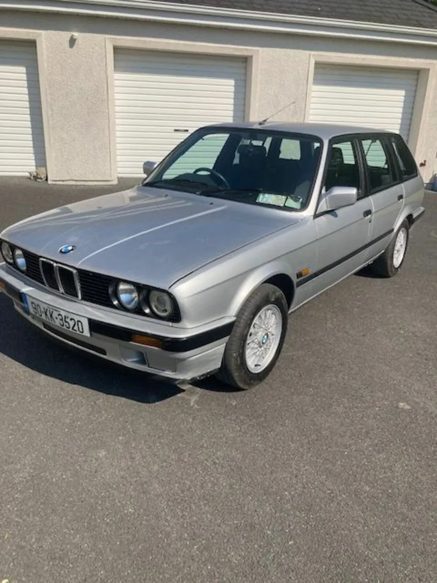 BMW 3-Series 1990 - Image 1