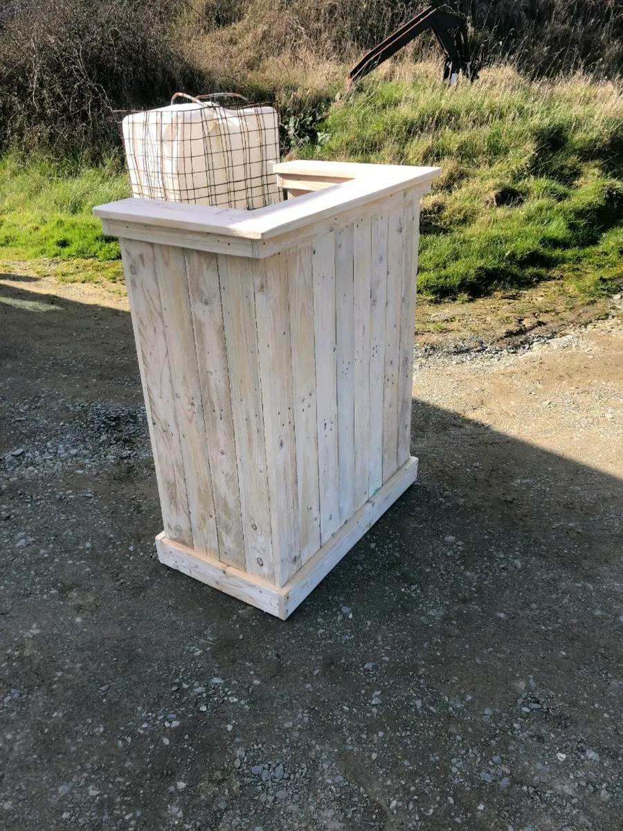 Handmade rustic reception desk - Image 3