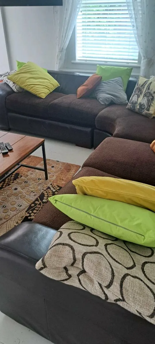 Corner Couch - Image 2