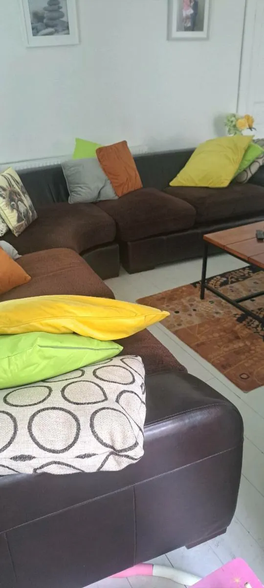 Corner Couch - Image 4