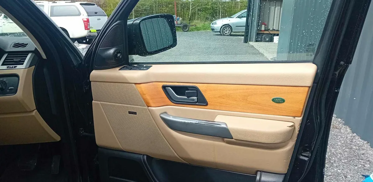 Range rover sport crewcab - Image 2