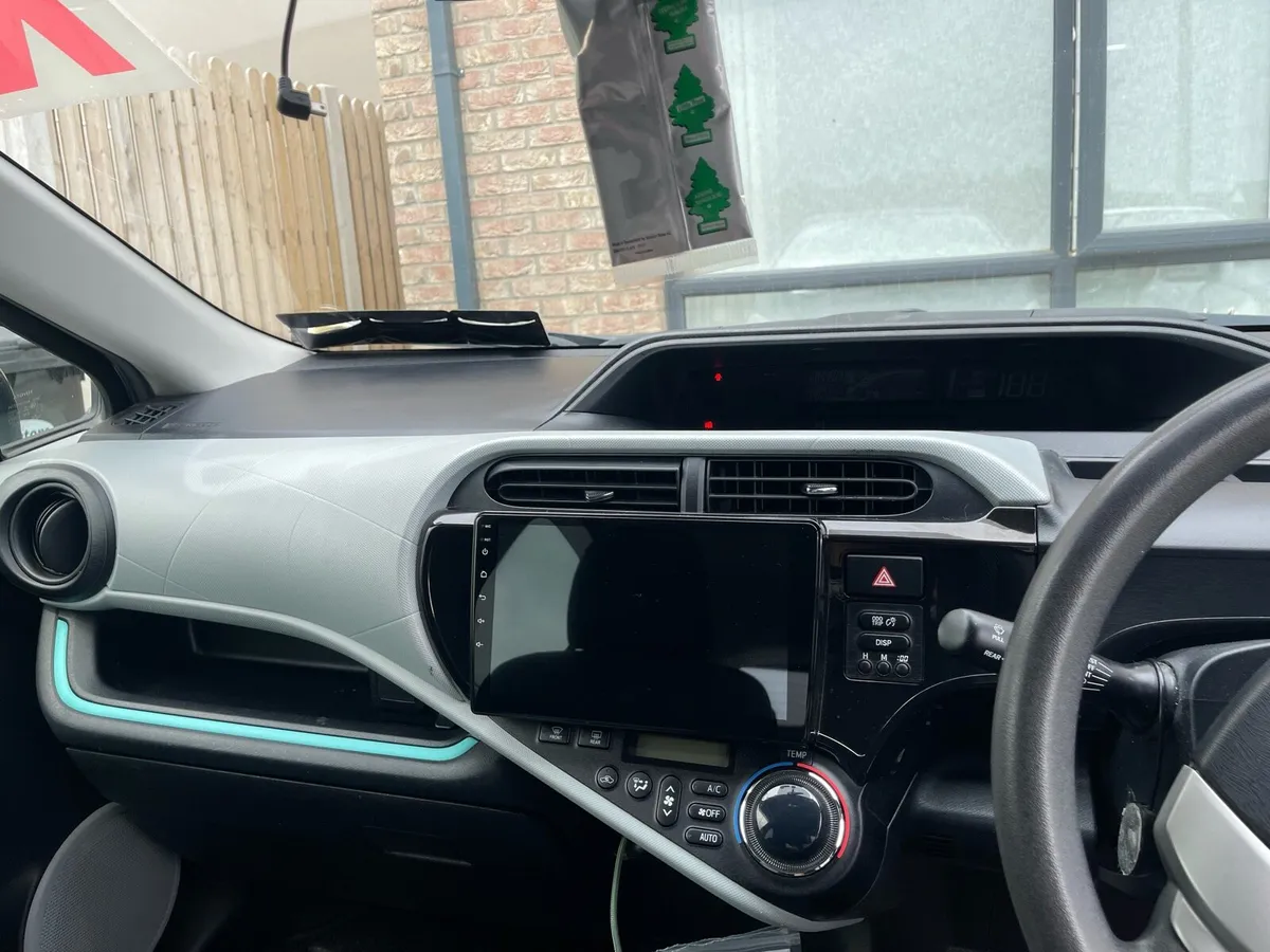 Toyota Aqua 2012 Hybrid - Image 2