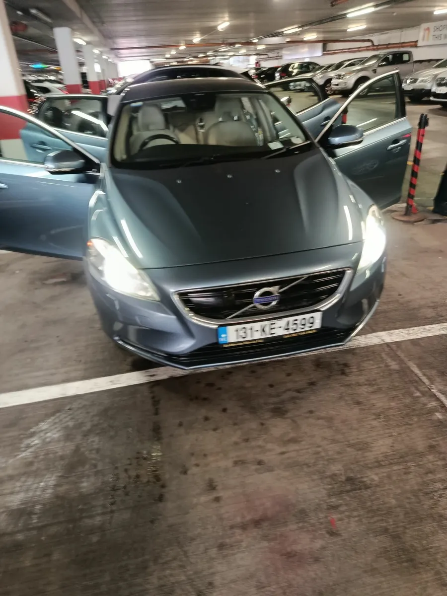 Car - Image 1