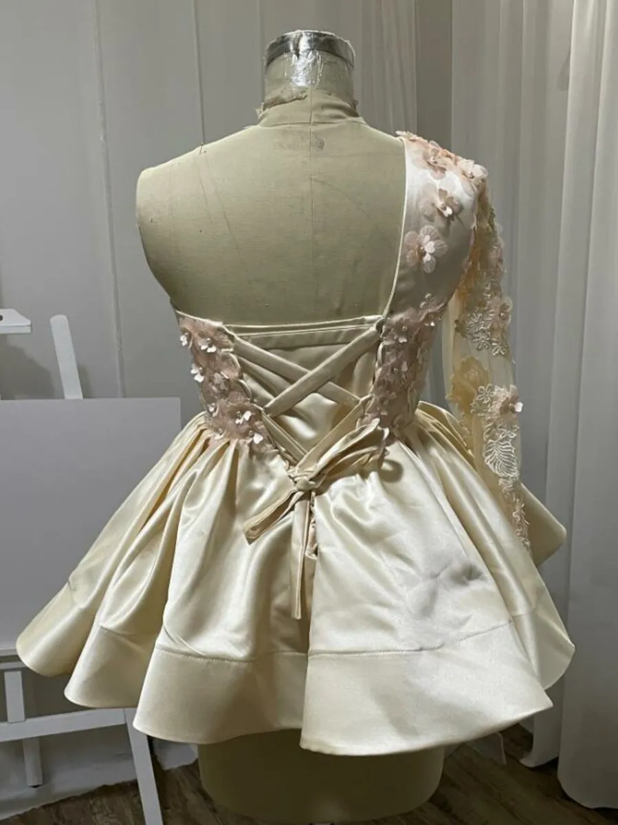 Selection of dresses for going to wedding job lot - Image 2