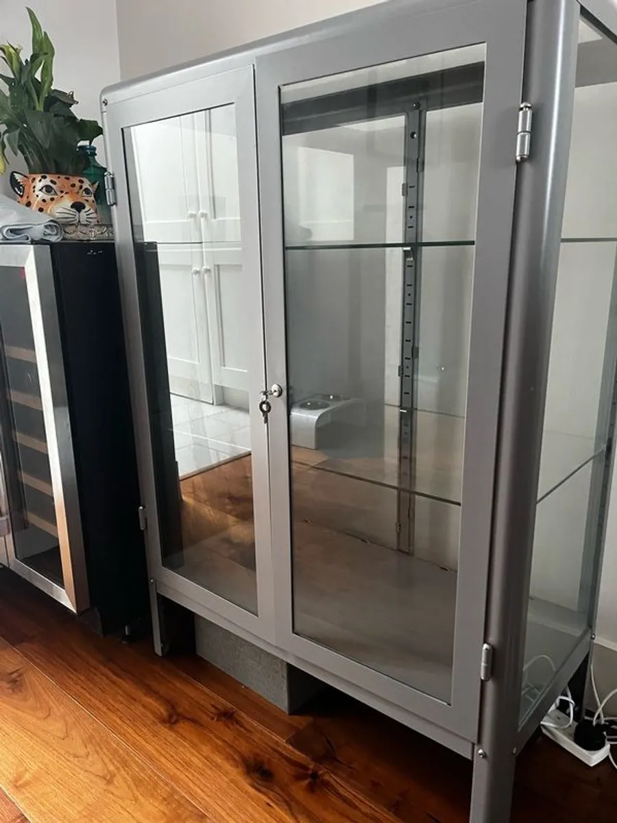 Glass cabinet- Ikea Fabrikor - Image 2
