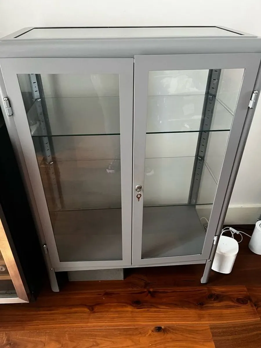 Glass cabinet- Ikea Fabrikor - Image 3