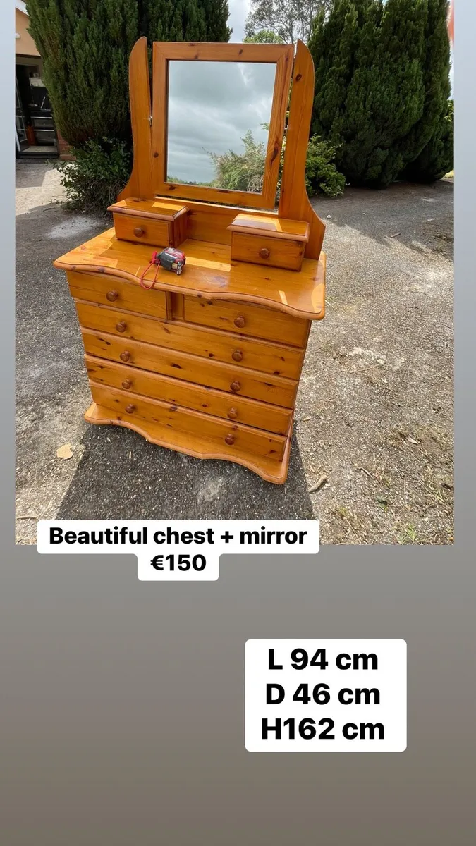 Heavy wooden chest of drawer + mirror - Image 2
