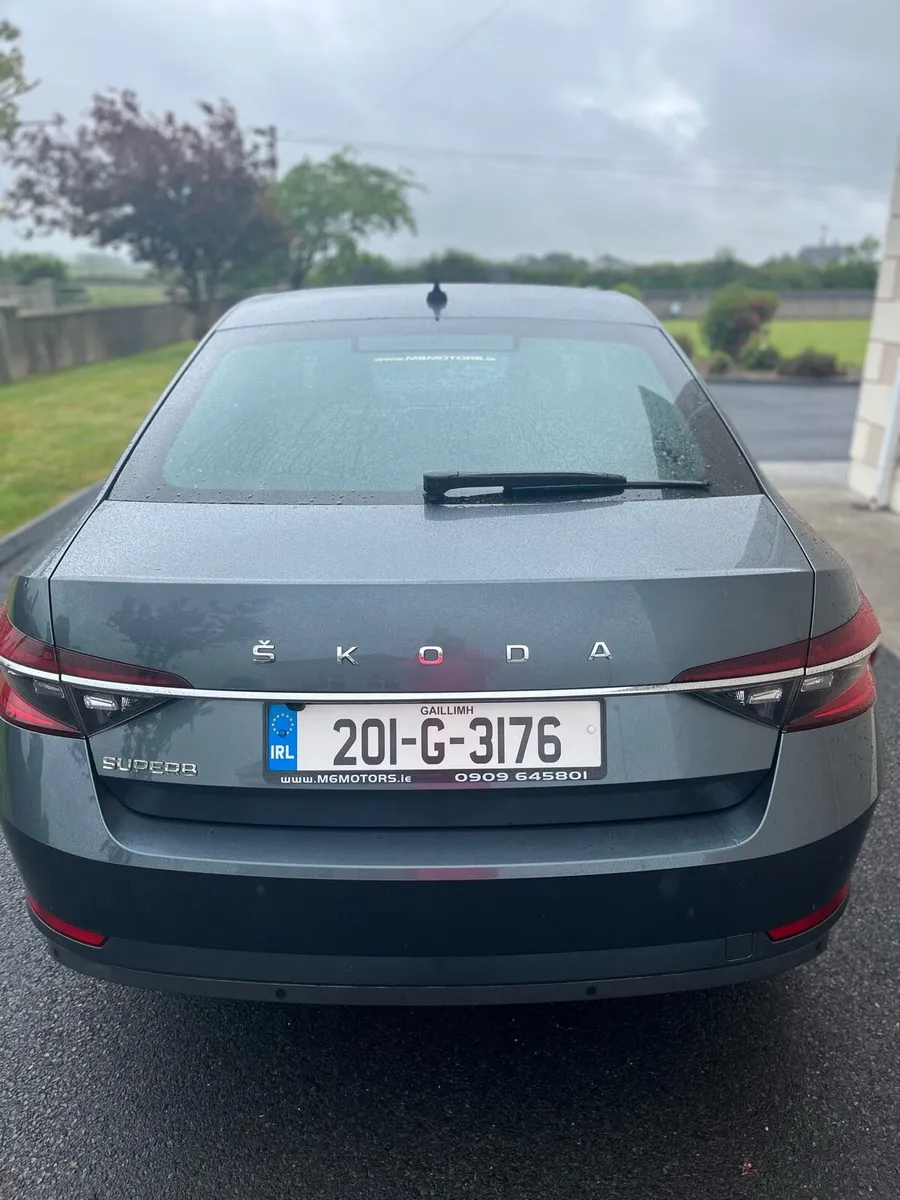 Skoda Superb TDI 2.0 SE L 150 PS 5DR Automatic - Image 3