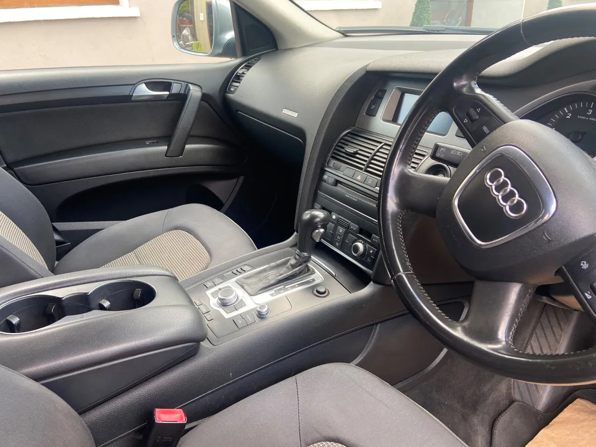 2010 Audi Q7 crew cabDOE02/26 - Image 3