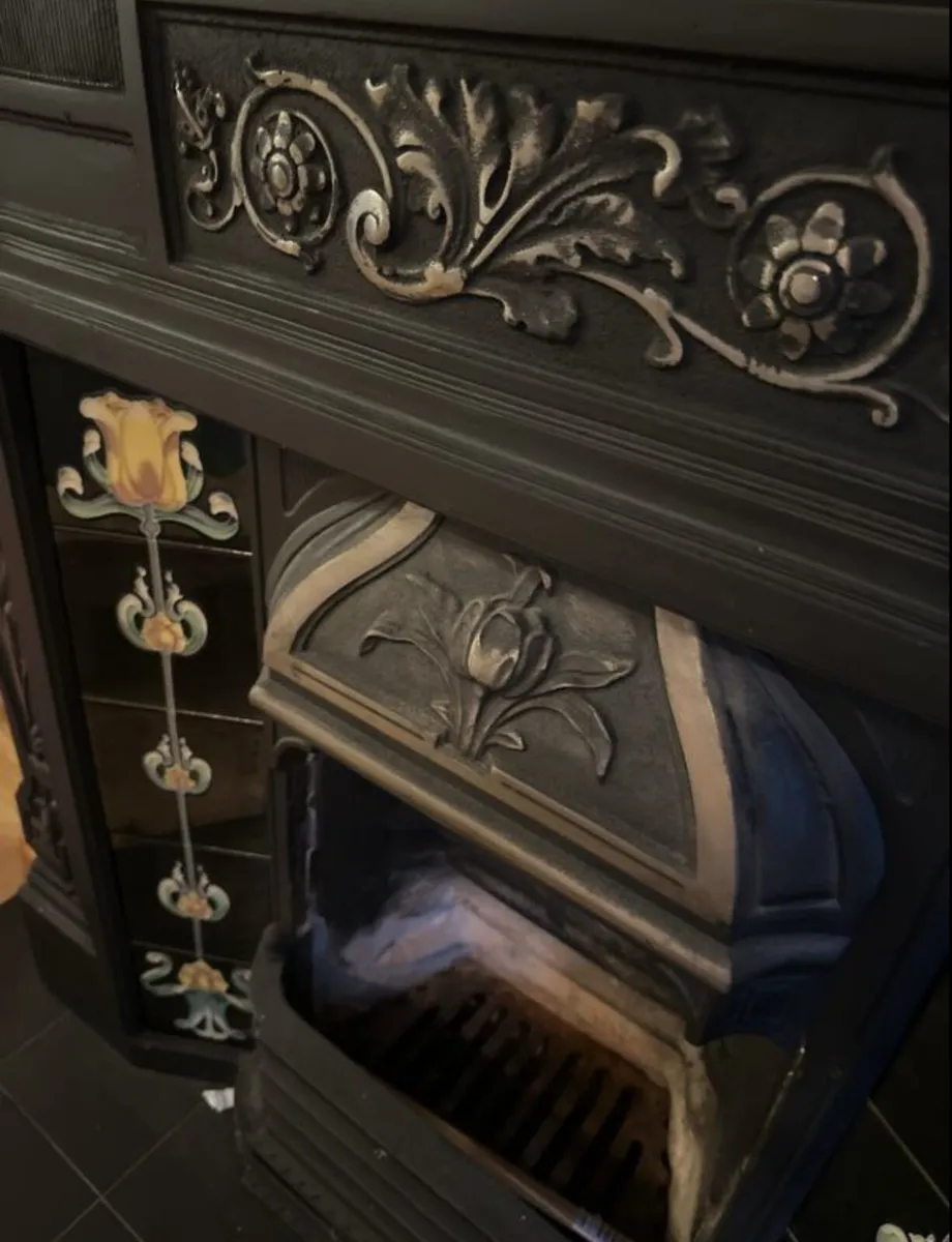 Cast iron fireplace - Image 3