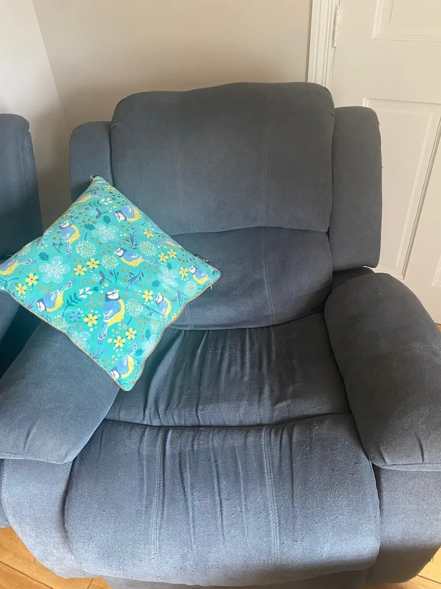 Sofa and arm chair - Image 2