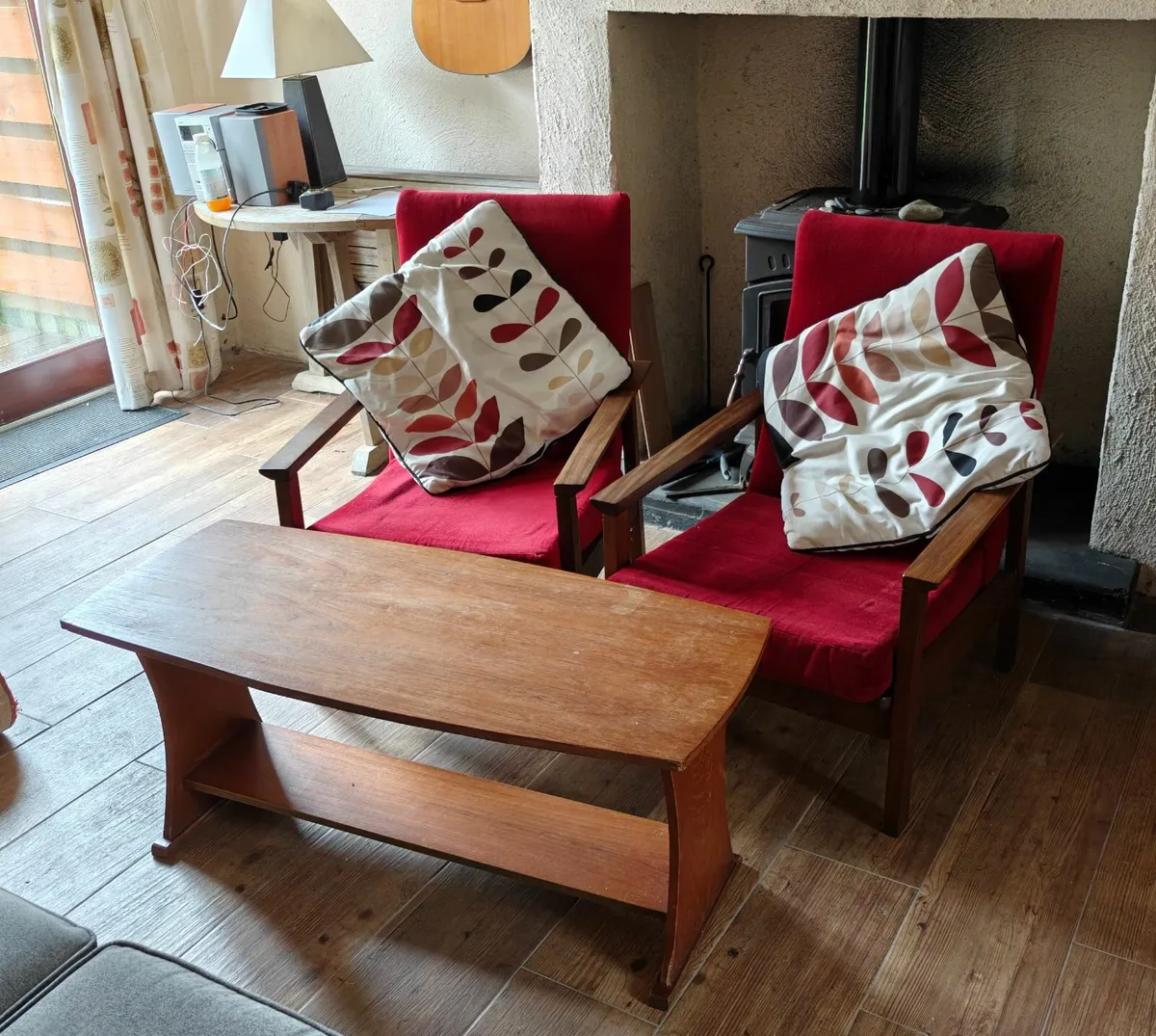 Armchairs and table