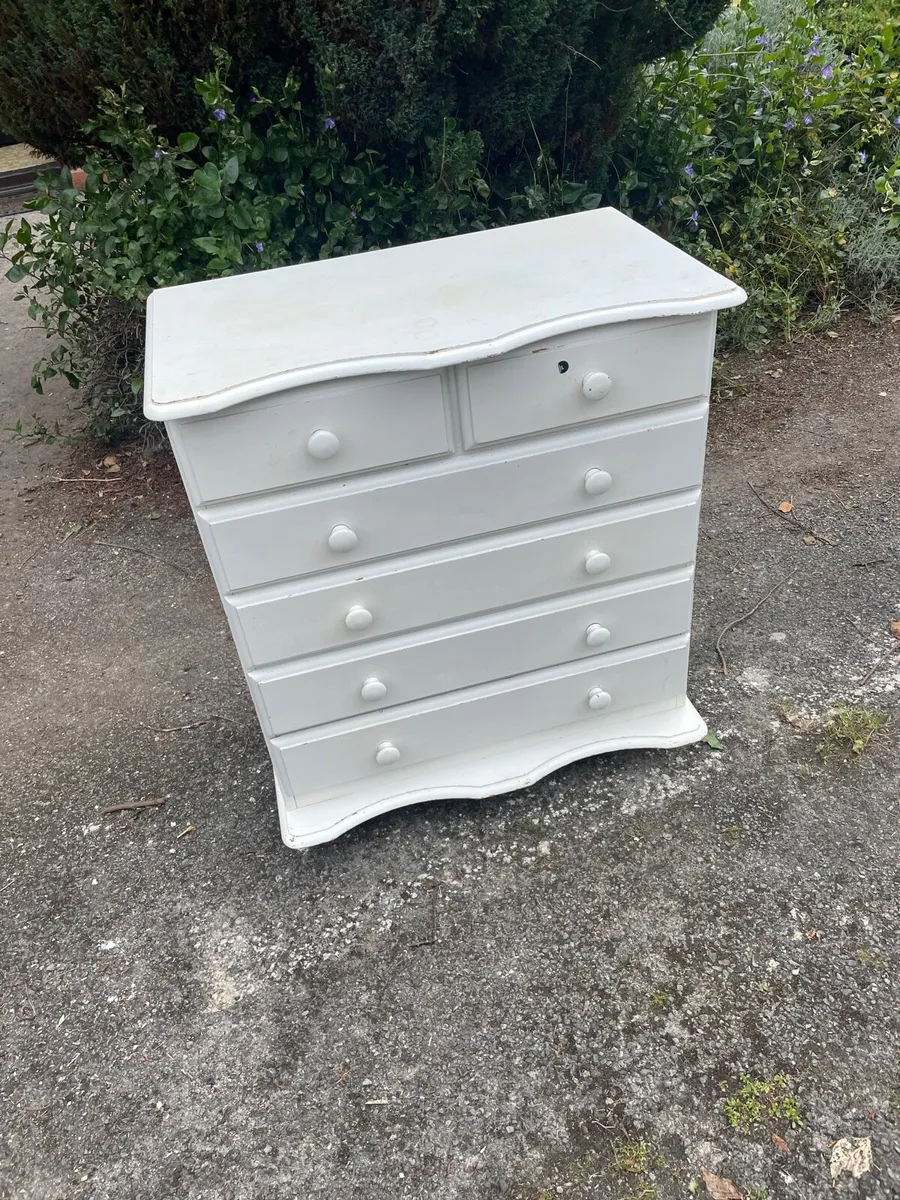 White wooden chest of drawers - Image 2
