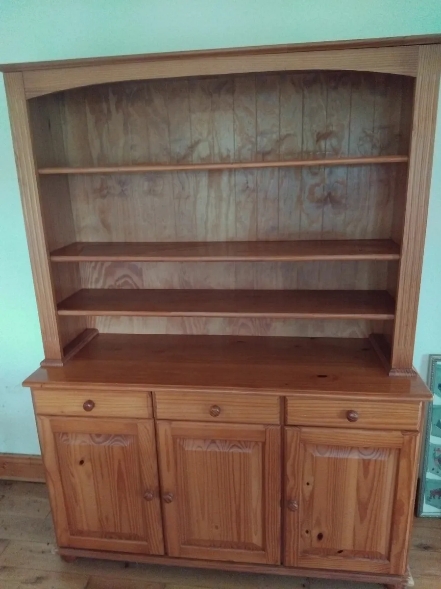 Table, chairs and dresser - Image 1
