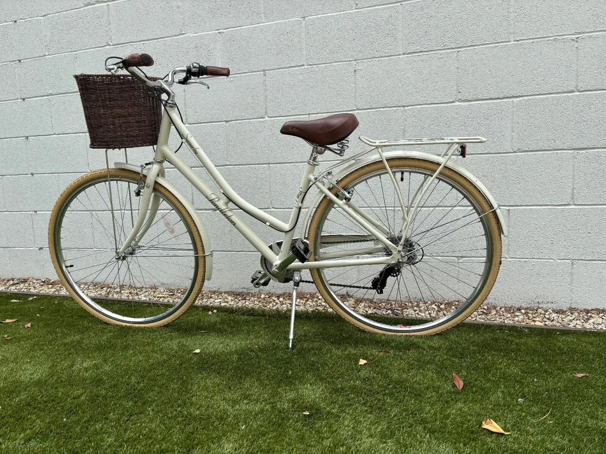 Pendleton Somerby Ladies Bike (in bone) - Image 2