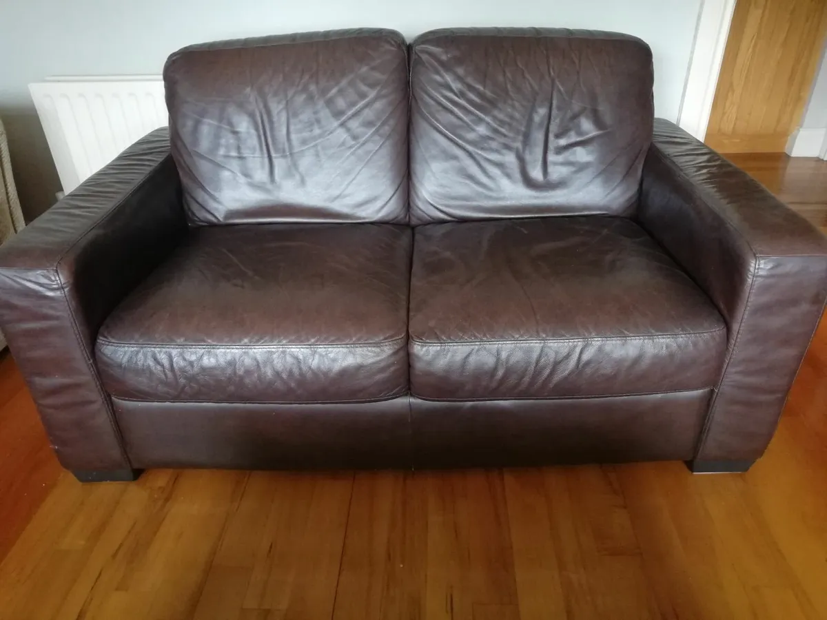 2 seater leather sofa - Image 1