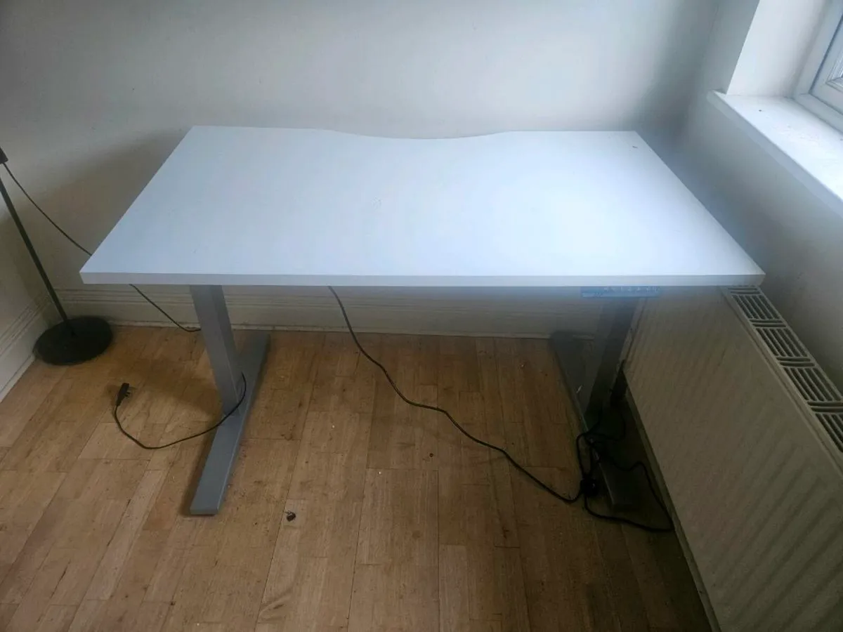 Electronic standing desk - Image 2