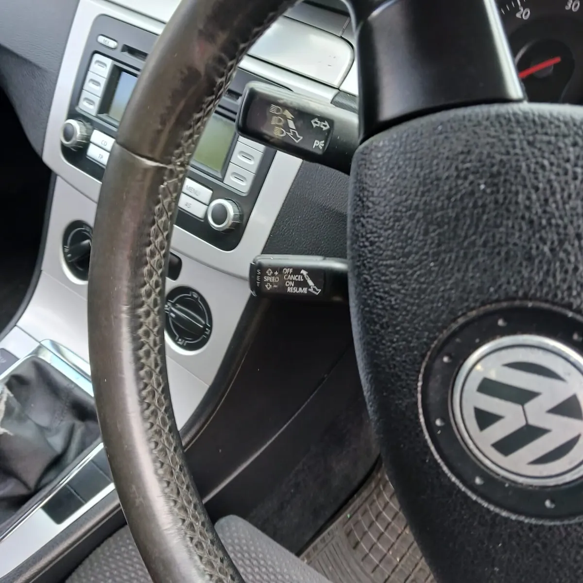 VW Passat 2008 - Image 2