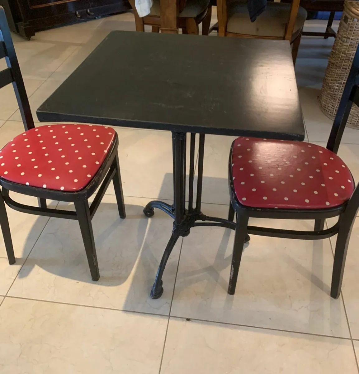 Cast iron tables - Image 2