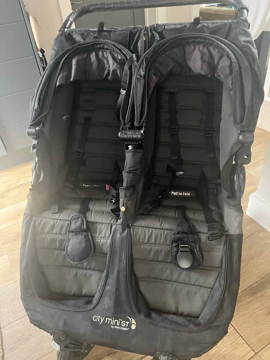 City mini gt double buggy - Image 1