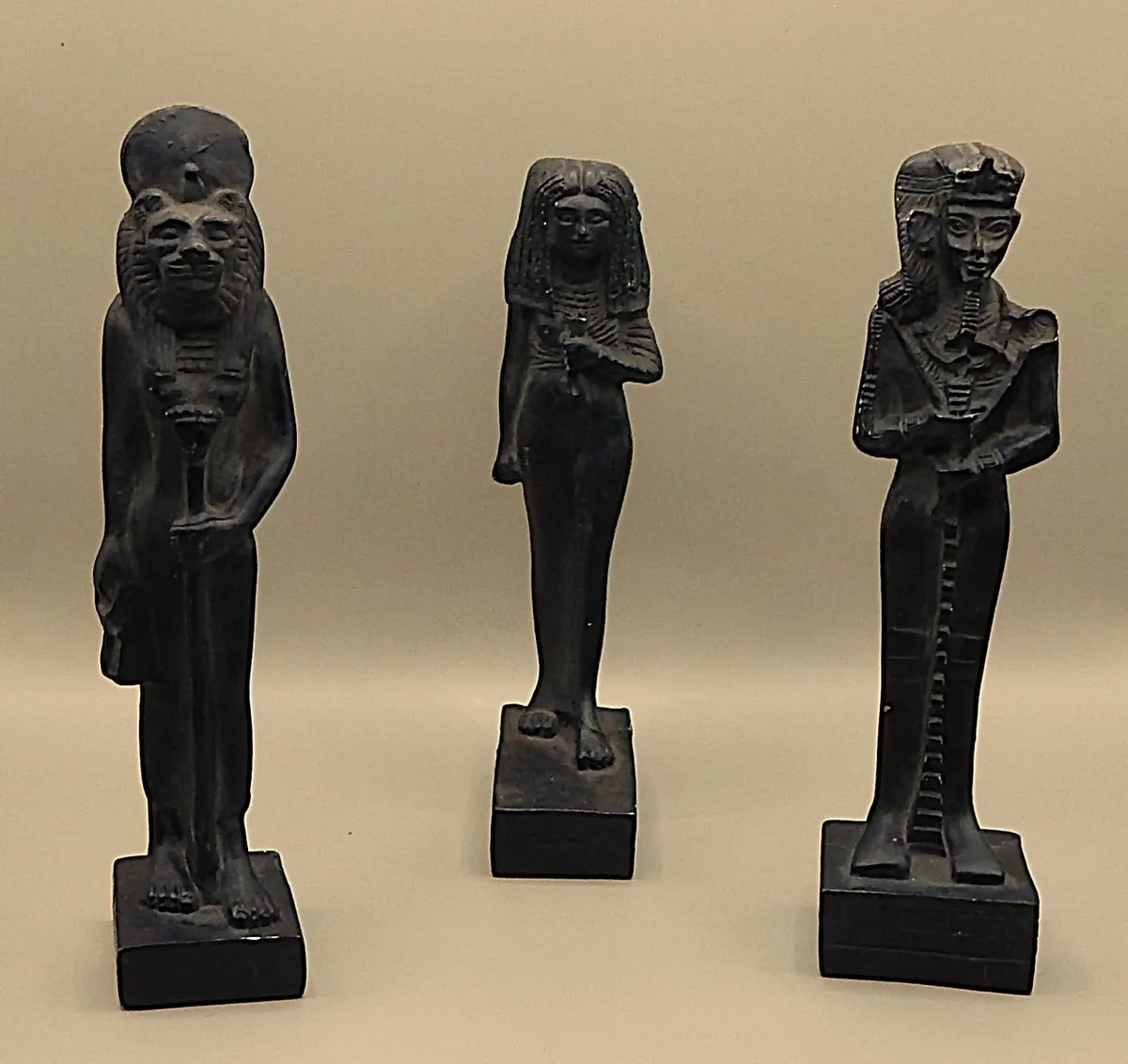 Selection of Small Egyptian Figurines - Image 3