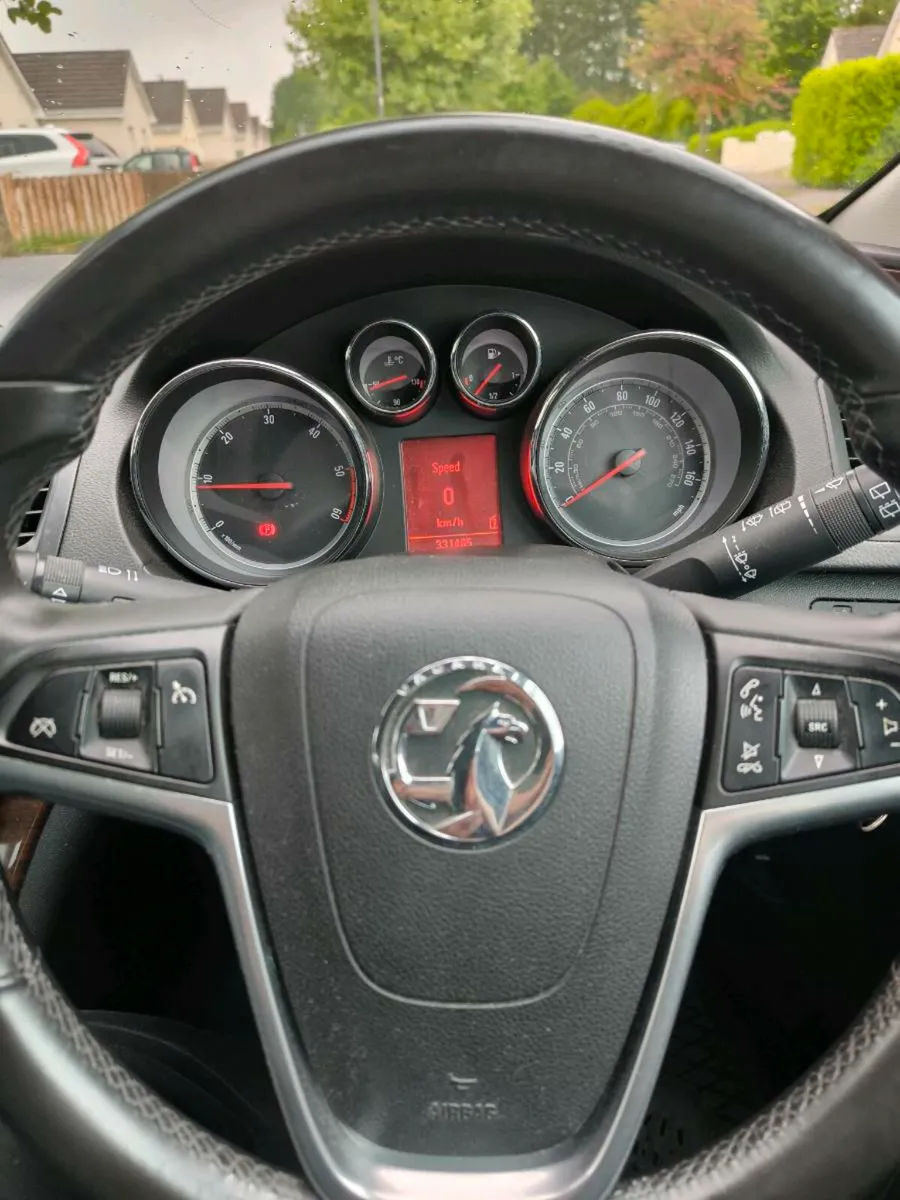 Vauxhall Insignia CDTI Elite Ecoflex - Image 2