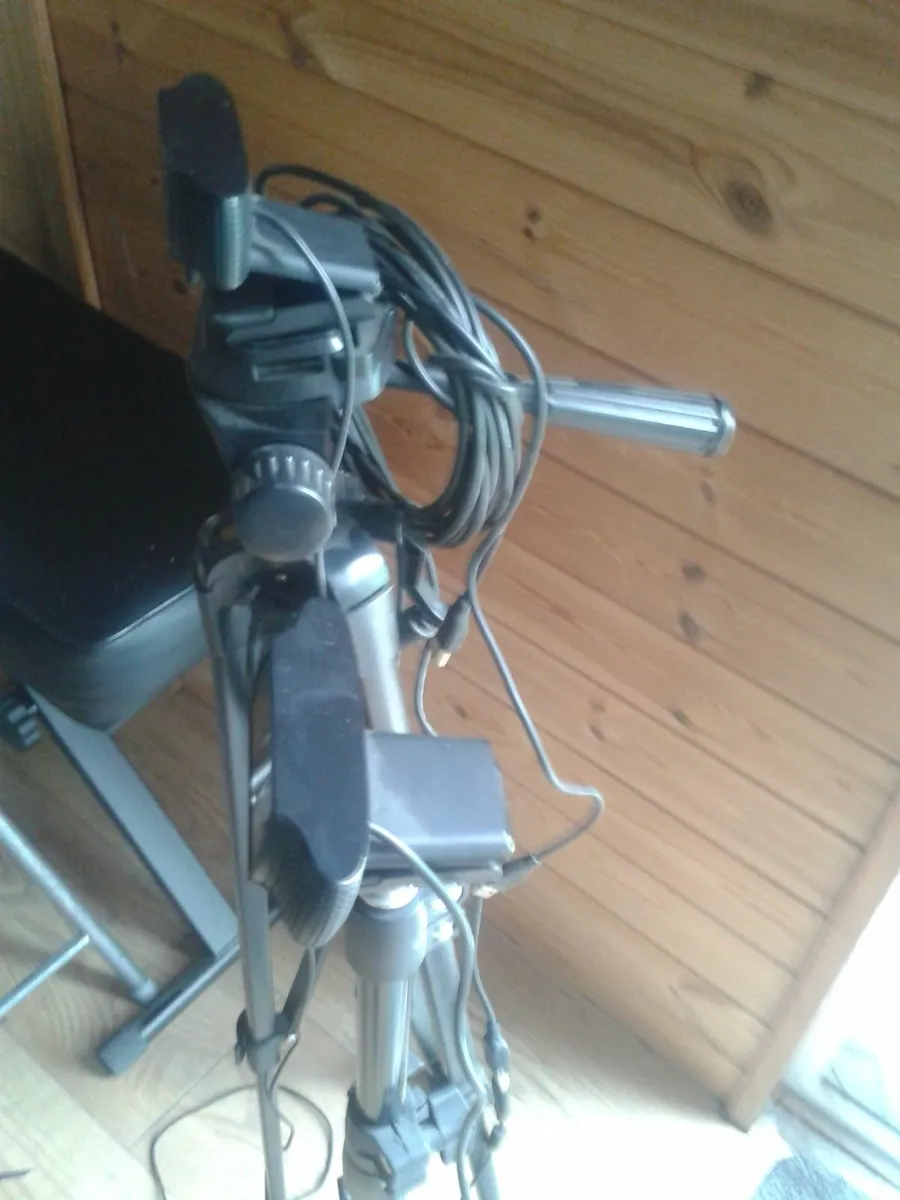 Logitech Cameras pair with stands and cables - Image 2