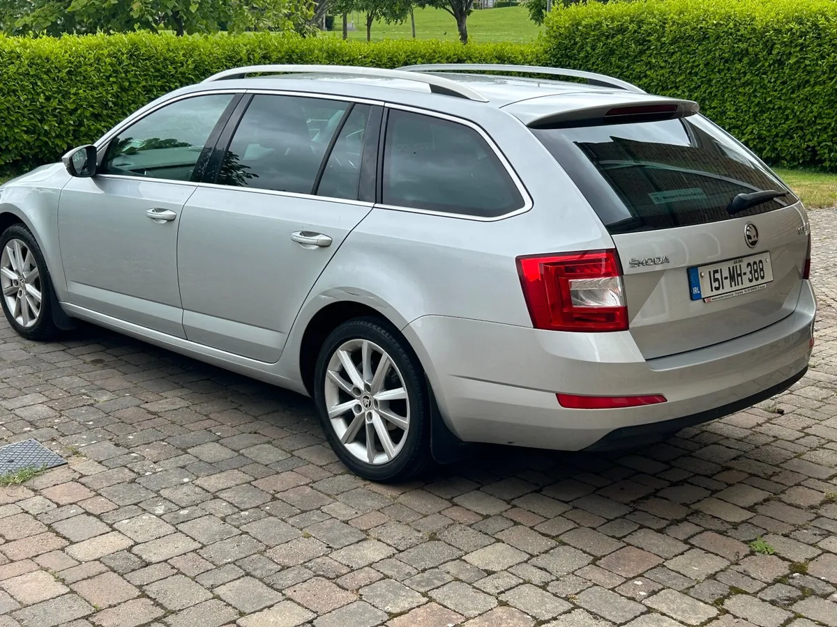 Skoda Octavia 2015 - Image 3