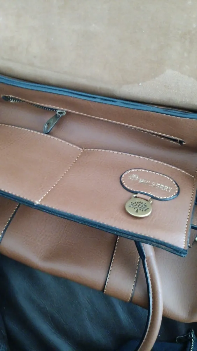 Imitation Mulberry Handbag - Image 3