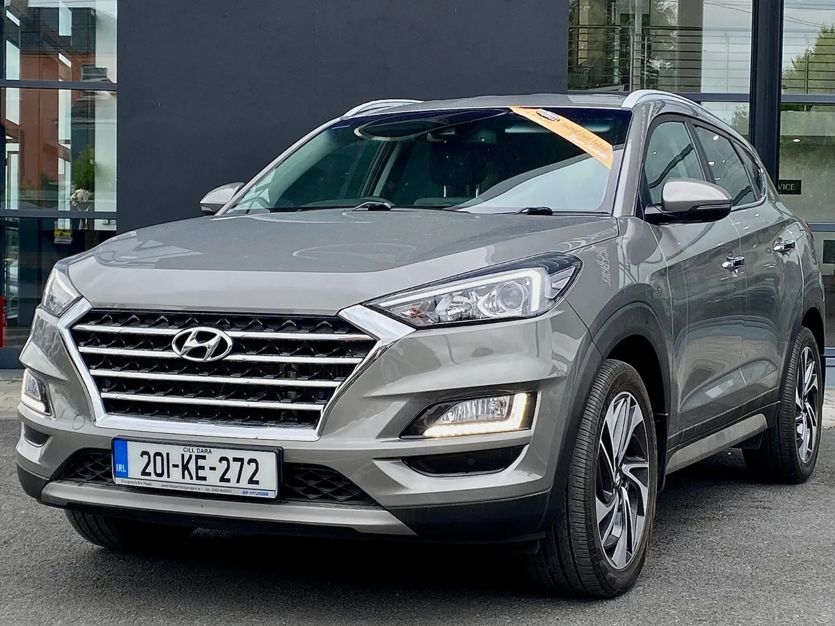 Executive Plus with bigger screen and wheels - Image 2