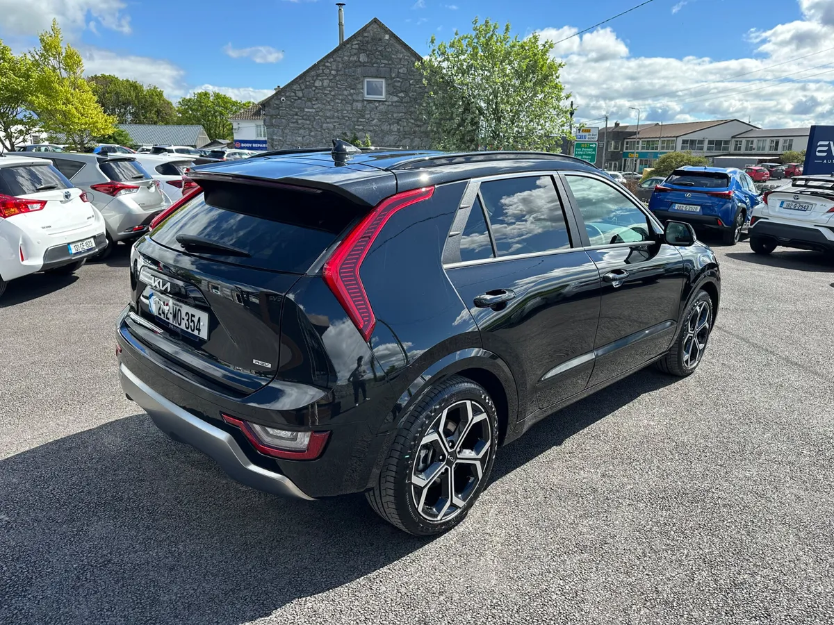 K4 Plug in Hybrid - Almost new - PHEV - Image 3