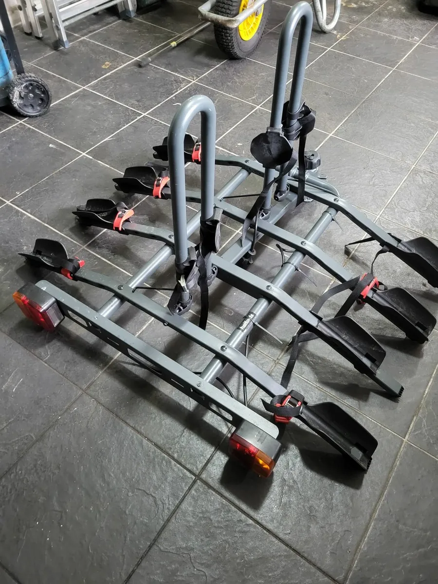 Halfords 4-Bike Towbar Mounted Bike Rack - Image 2