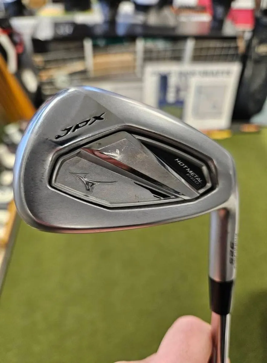 Mizuno Jpx Hot Metal Pro Irons - Image 1