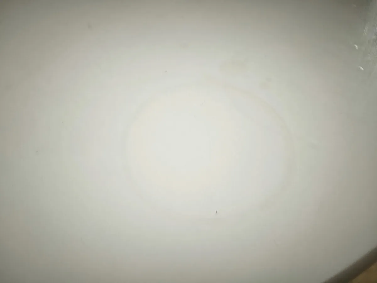 Round Dining Table - Image 3