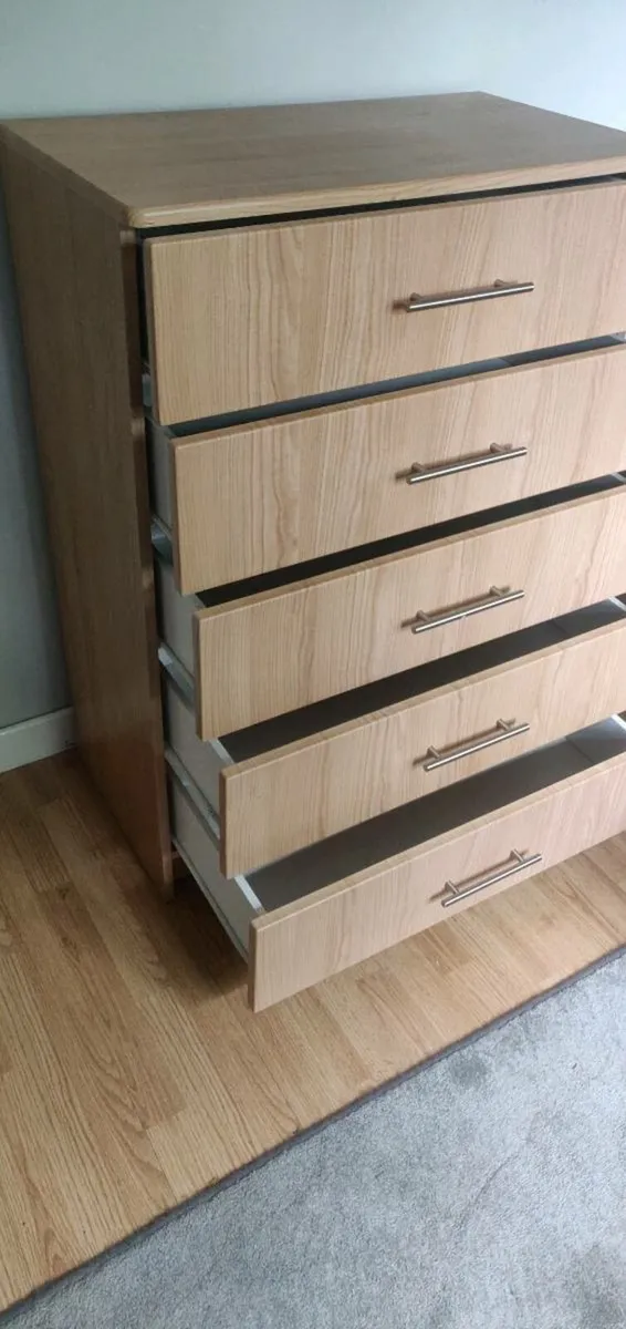 Chest of Drawers - Image 3