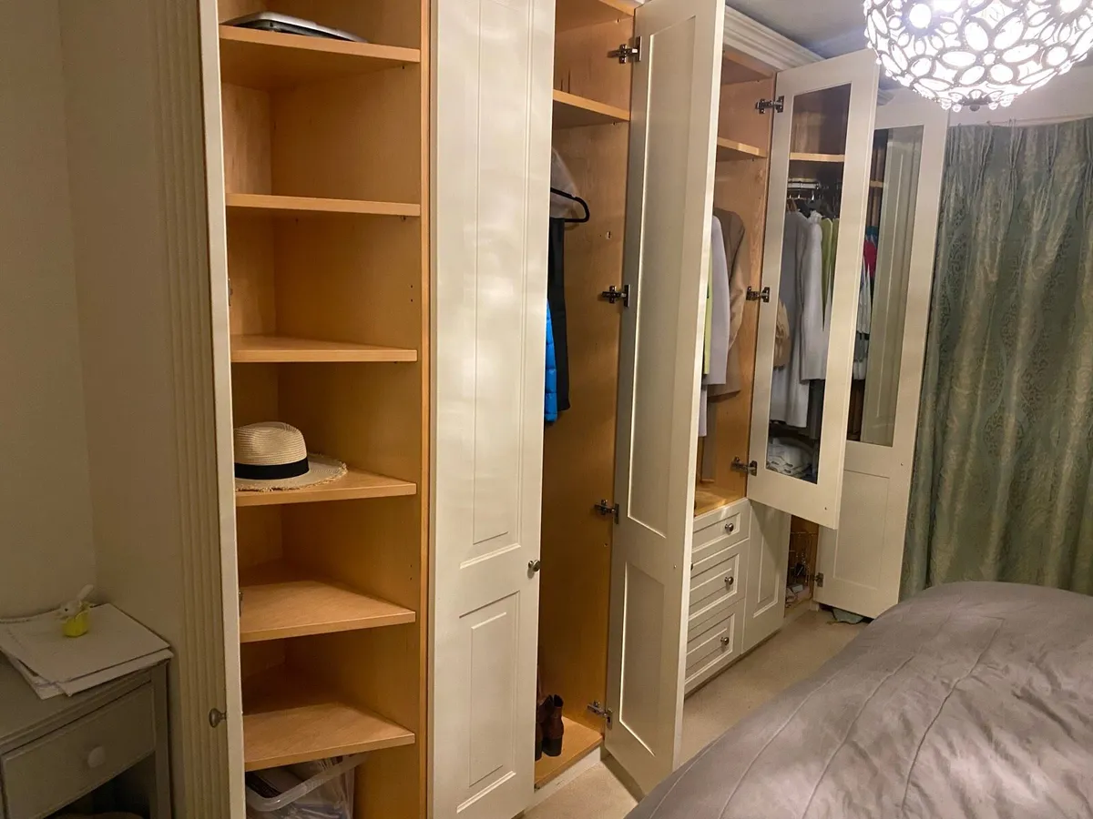 Built in wardrobes - Image 3