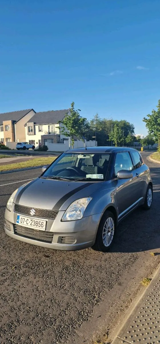 Suzuki Swift 1.3 2007 - one owner since 2009 - Image 1