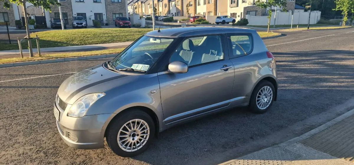 Suzuki Swift 1.3 2007 - one owner since 2009 - Image 3