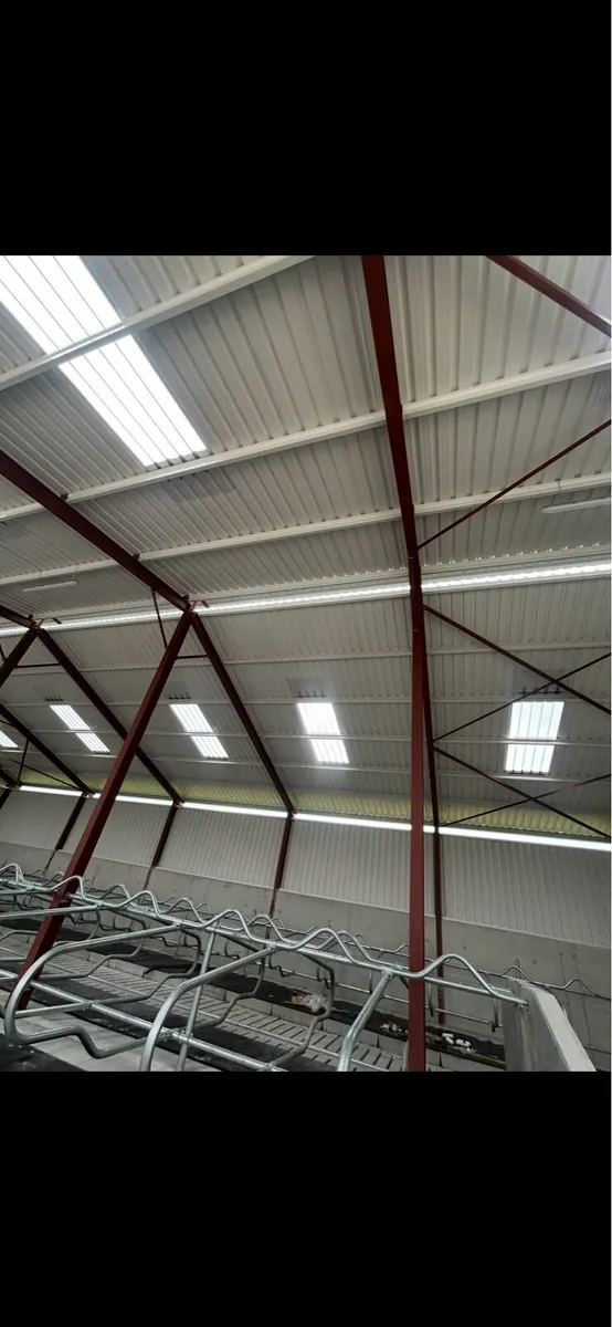 Farm buildings - Image 3